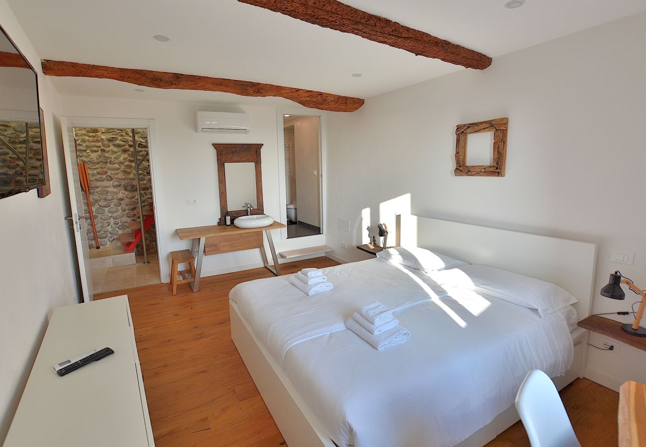 Ferienwohnung in Calmasino - Casetta Renzi with Terrace Ferienwohnung in Calmasino - Casetta Renzi with Terrace