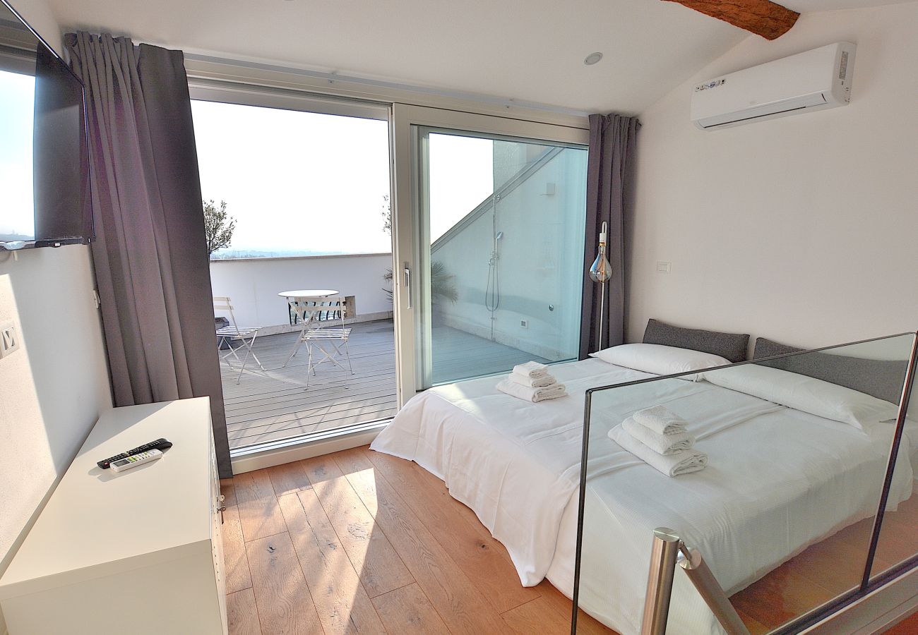 Ferienwohnung in Calmasino - Casetta Renzi with Terrace Ferienwohnung in Calmasino - Casetta Renzi with Terrace