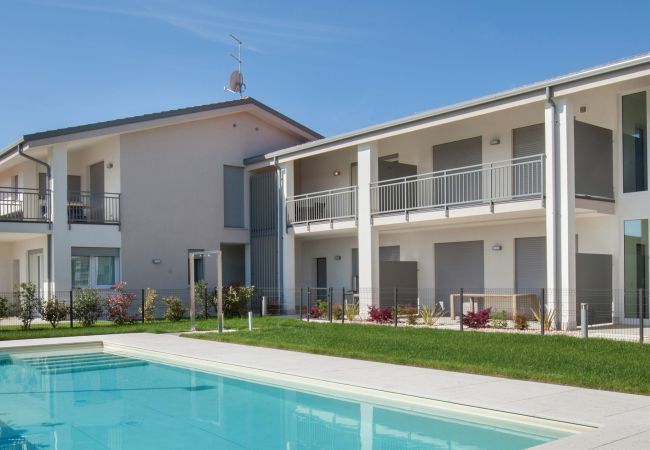 Ferienwohnung in Lazise - Apartment Ginestra Gialla With Pool