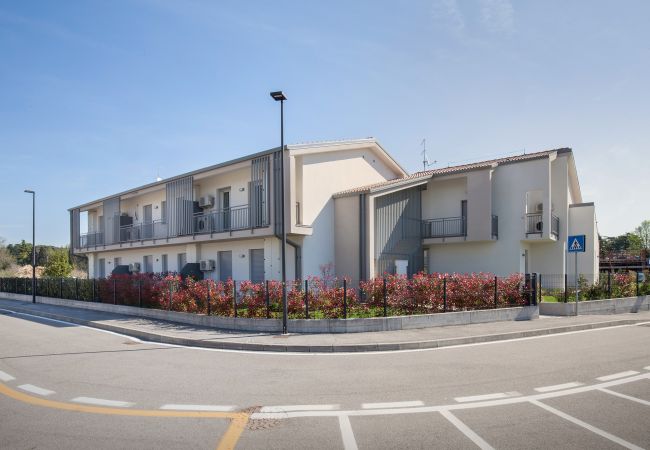 Ferienwohnung in Lazise - Apartment Ginestra Gialla With Pool