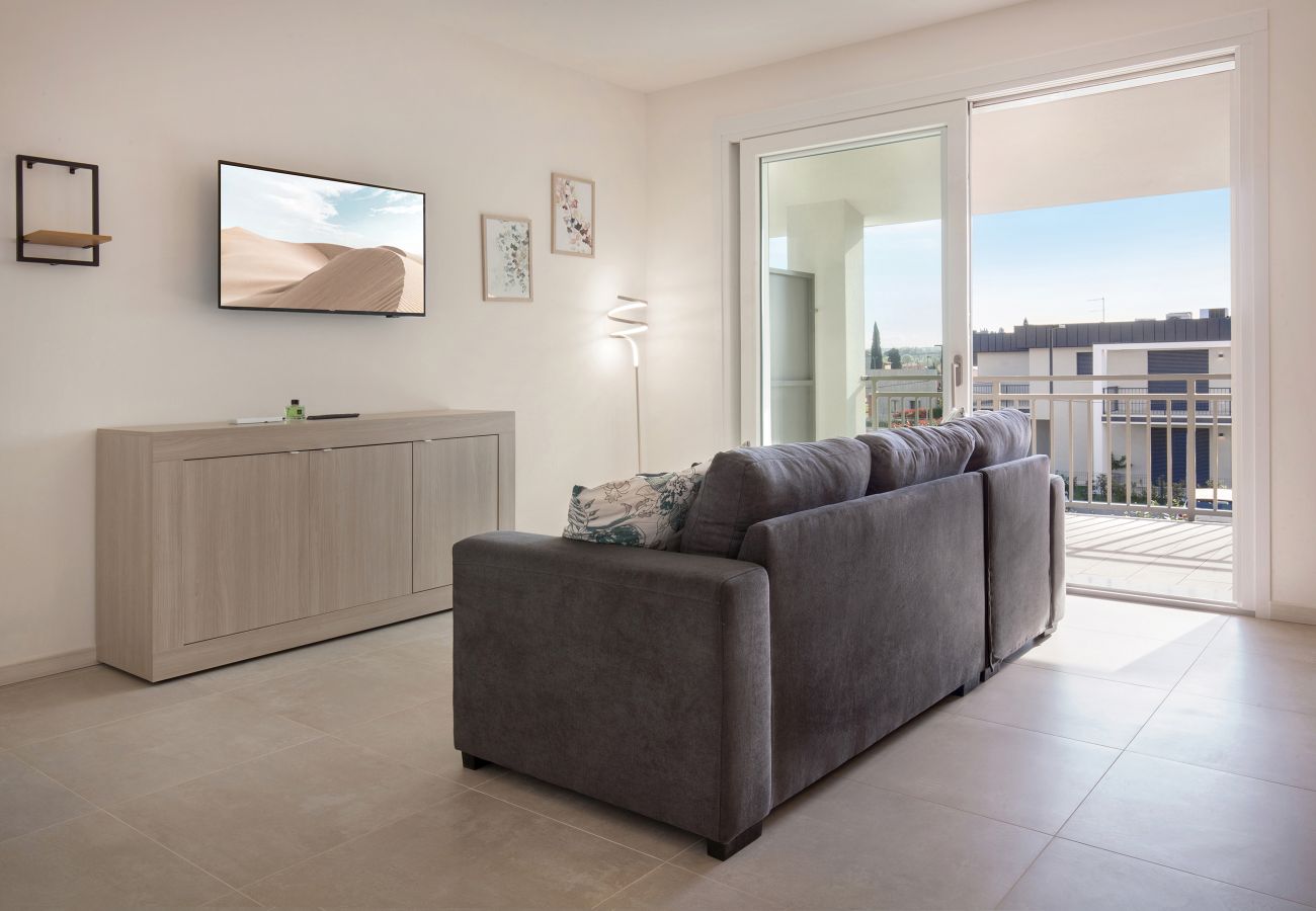 Ferienwohnung in Lazise - Apartment Ginestra Gialla With Pool Ferienwohnung in Lazise - Apartment Ginestra Gialla With Pool