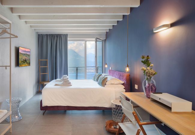 Villa in San Zeno di Montagna - Villa Montelago With Pool Villa in San Zeno di Montagna - Villa Montelago With Pool