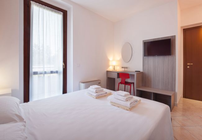Ferienwohnung in Lazise - Apartment Smeraldo with Pool Ferienwohnung in Lazise - Apartment Smeraldo with Pool
