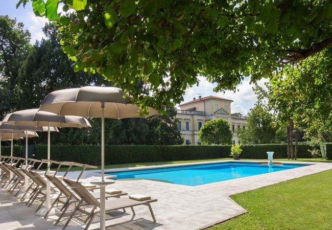 Villa in Vicenza - Villa del Cavaliere Berico Villa in Vicenza - Villa del Cavaliere Berico