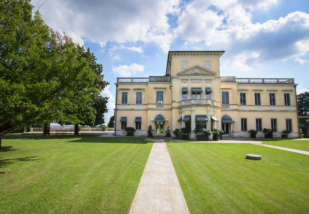 Villa in Vicenza - Villa del Cavaliere Berico Villa in Vicenza - Villa del Cavaliere Berico