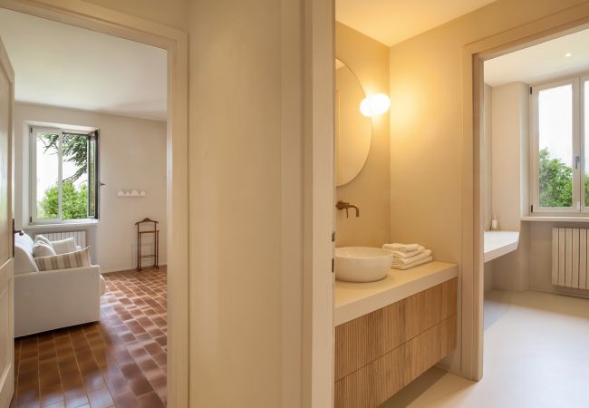 Villa in Cavaion Veronese - Il Belcanto Villa with Pool Villa in Cavaion Veronese - Il Belcanto Villa with Pool