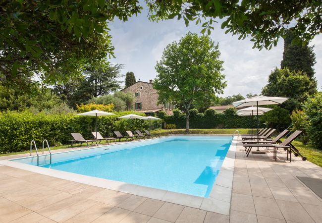 Villa in Cavaion Veronese - Il Belcanto Villa with Pool Villa in Cavaion Veronese - Il Belcanto Villa with Pool