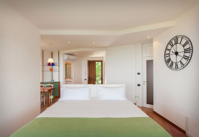 Villa in Torri del Benaco - Villa Viù with Pool and Lake View Villa in Torri del Benaco - Villa Viù with Pool and Lake View