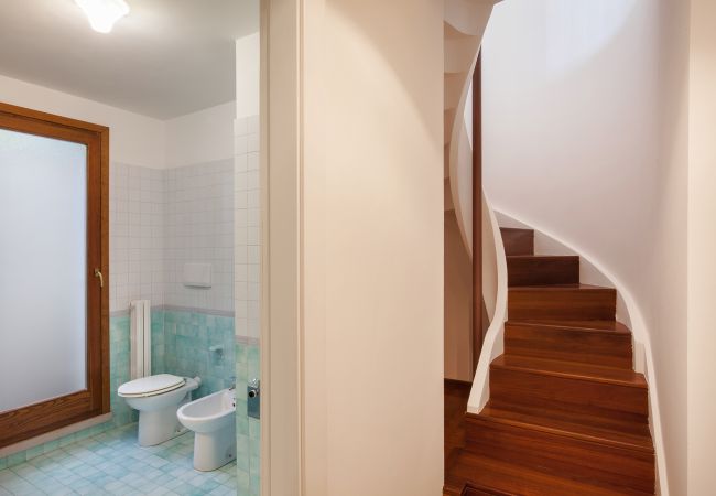 Villa in Torri del Benaco - Villa Viù with Pool and Lake View Villa in Torri del Benaco - Villa Viù with Pool and Lake View