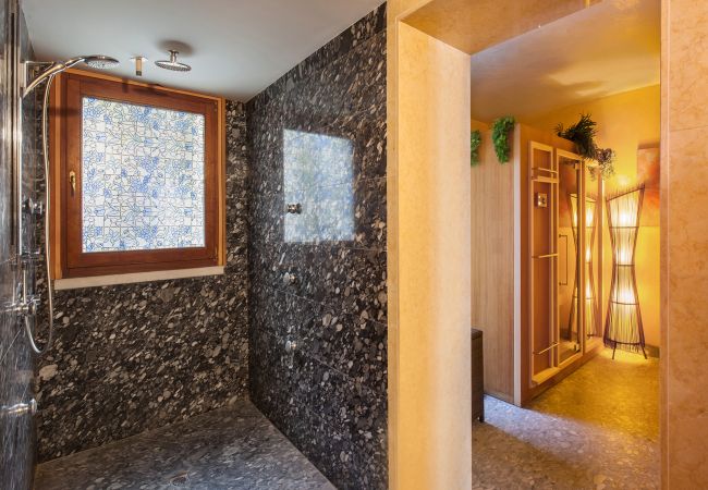 Villa in Torri del Benaco - Villa Viù with Pool and Lake View Villa in Torri del Benaco - Villa Viù with Pool and Lake View