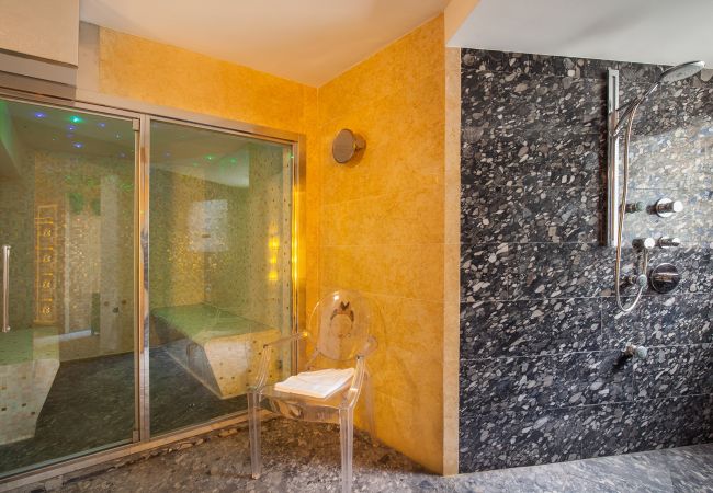 Villa in Torri del Benaco - Villa Viù with Pool and Lake View Villa in Torri del Benaco - Villa Viù with Pool and Lake View