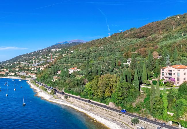 Ferienwohnung in Torri del Benaco - Apartment Villa Corazza Ferienwohnung in Torri del Benaco - Apartment Villa Corazza