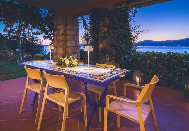 Ferienwohnung in Torri del Benaco - Apartment Villa Corazza Ferienwohnung in Torri del Benaco - Apartment Villa Corazza