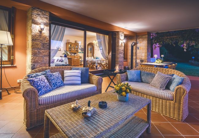 Ferienwohnung in Torri del Benaco - Apartment Villa Corazza Ferienwohnung in Torri del Benaco - Apartment Villa Corazza