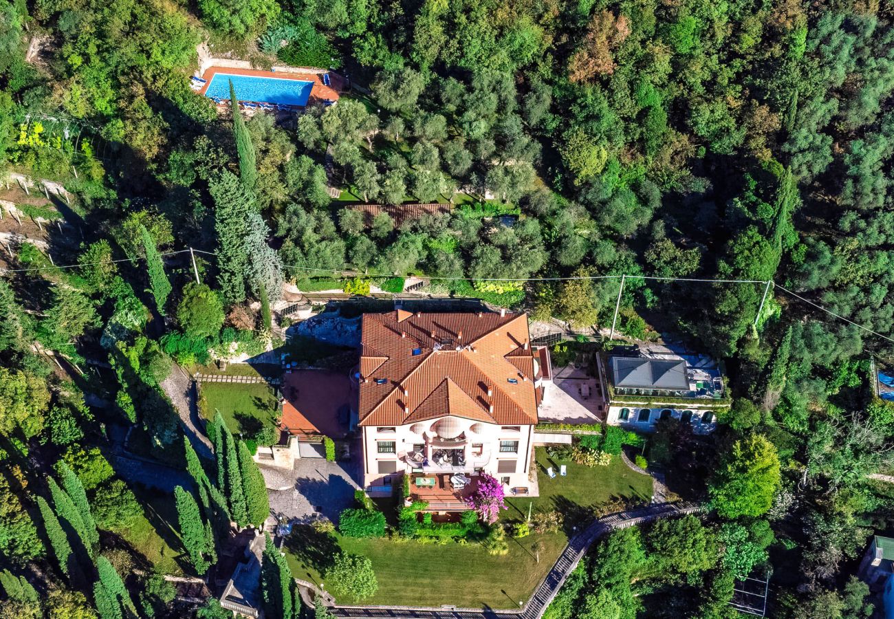 Ferienwohnung in Torri del Benaco - Apartment Villa Corazza Ferienwohnung in Torri del Benaco - Apartment Villa Corazza