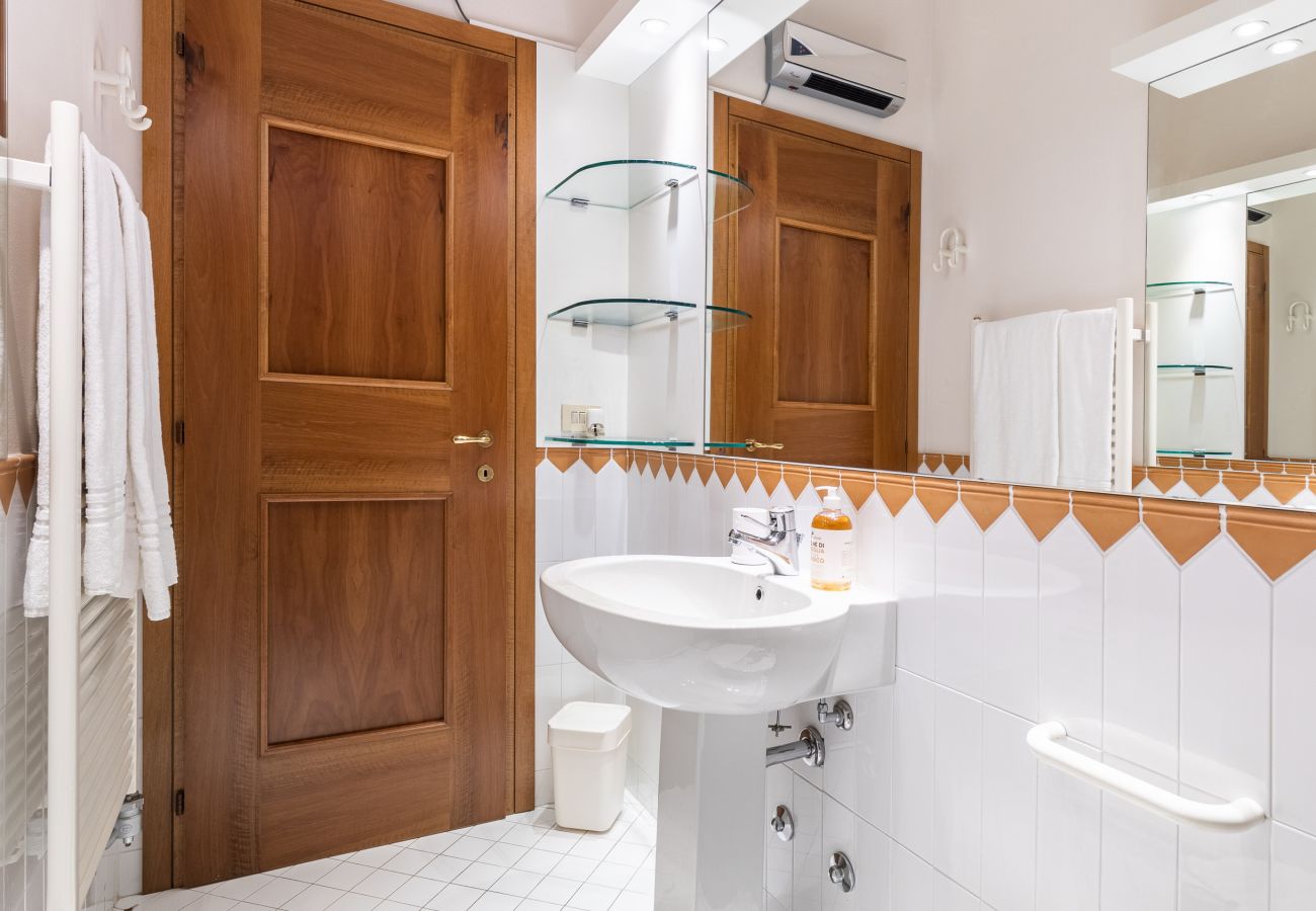 Ferienwohnung in Torri del Benaco - Apartment Villa Corazza Ferienwohnung in Torri del Benaco - Apartment Villa Corazza