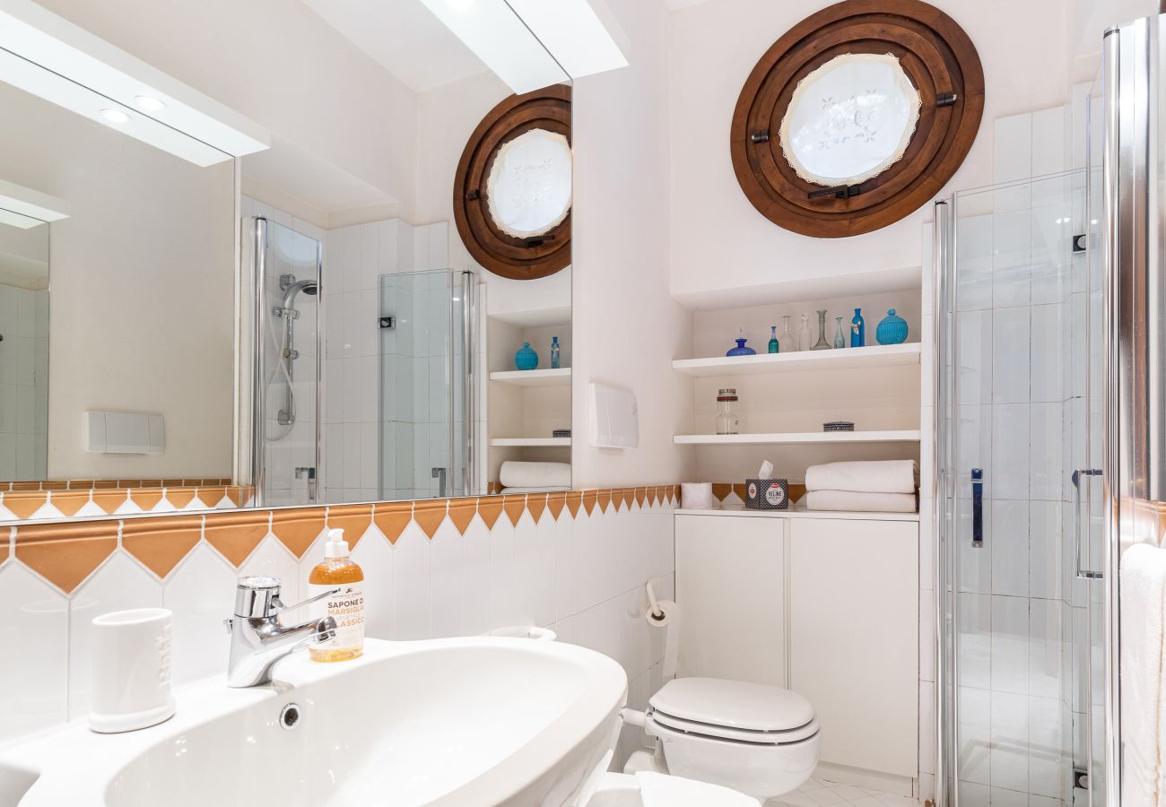 Ferienwohnung in Torri del Benaco - Apartment Villa Corazza Ferienwohnung in Torri del Benaco - Apartment Villa Corazza