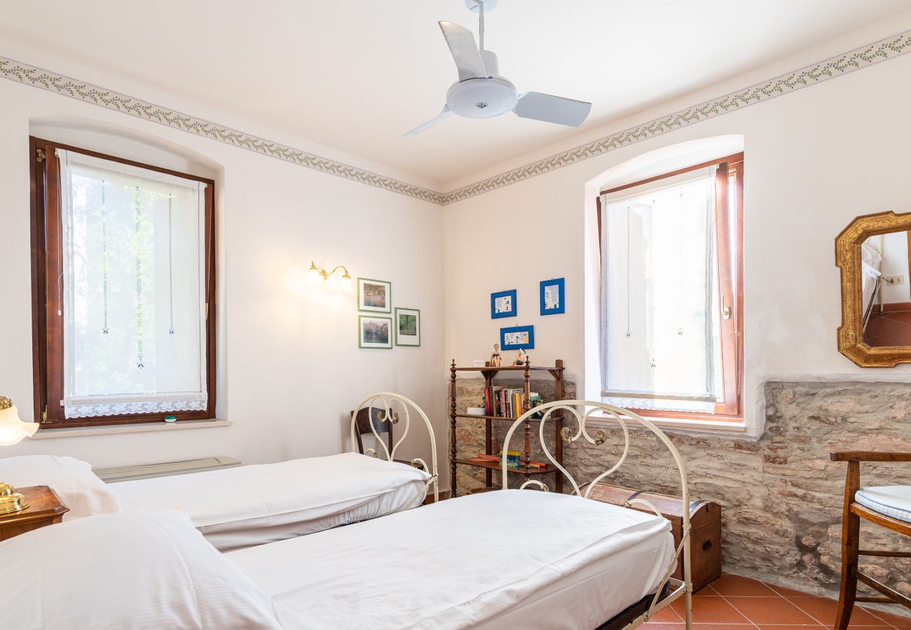 Ferienwohnung in Torri del Benaco - Apartment Villa Corazza Ferienwohnung in Torri del Benaco - Apartment Villa Corazza