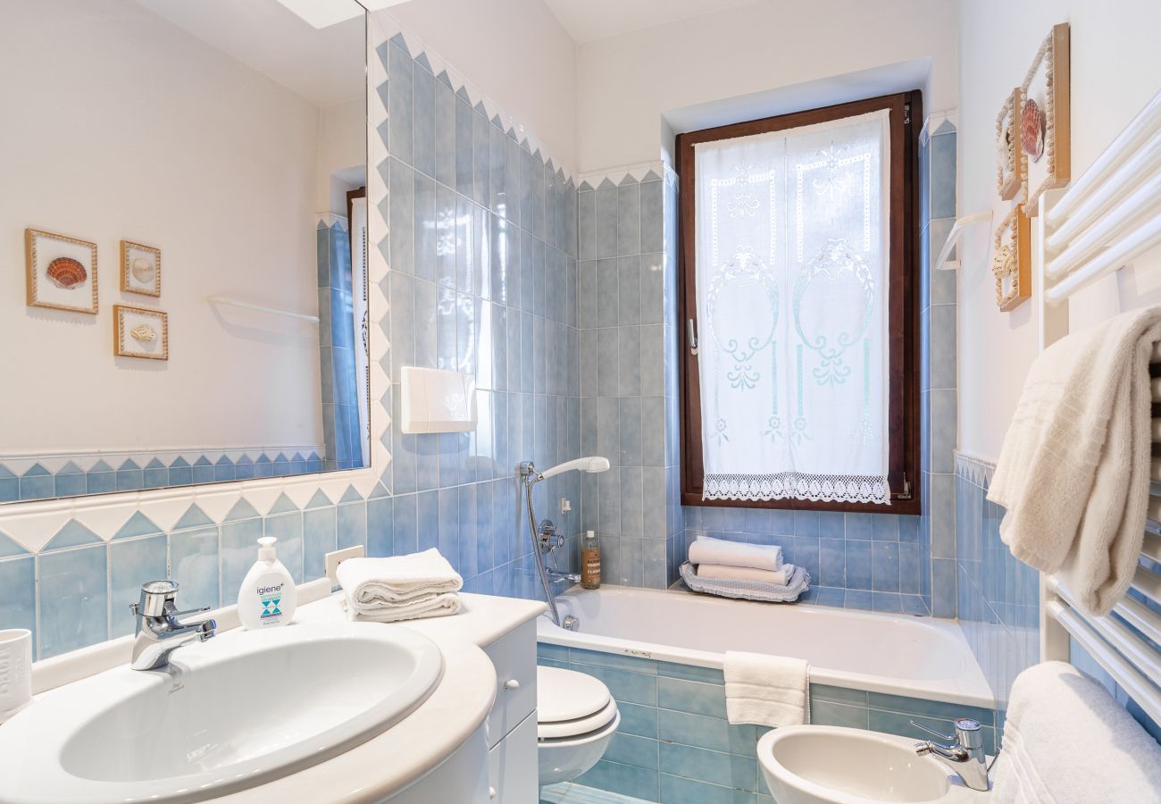 Ferienwohnung in Torri del Benaco - Apartment Villa Corazza Ferienwohnung in Torri del Benaco - Apartment Villa Corazza