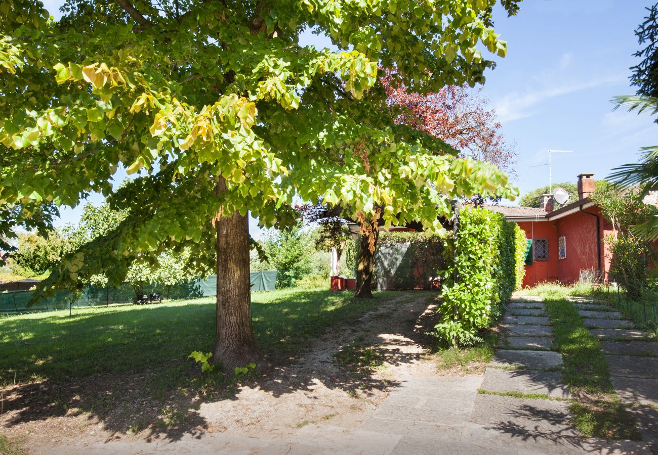 Ferienwohnung in Cisano - Apartment Noon with Pool Ferienwohnung in Cisano - Apartment Noon with Pool