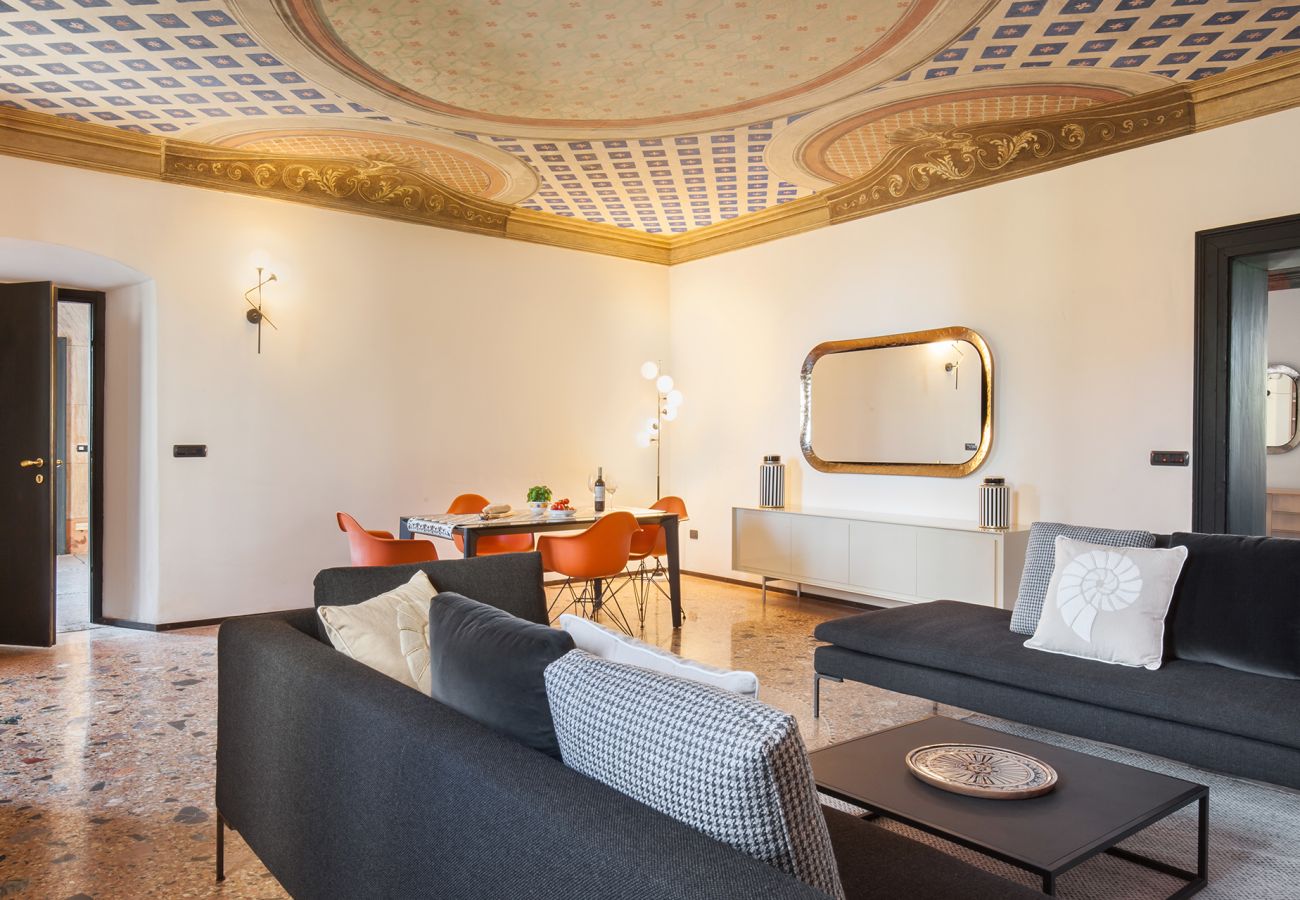 Ferienwohnung in Lazise - Apartment CastellONE with Pool Ferienwohnung in Lazise - Apartment CastellONE with Pool