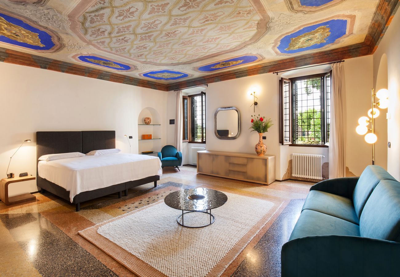 Ferienwohnung in Lazise - Apartment CastellONE with Pool Ferienwohnung in Lazise - Apartment CastellONE with Pool