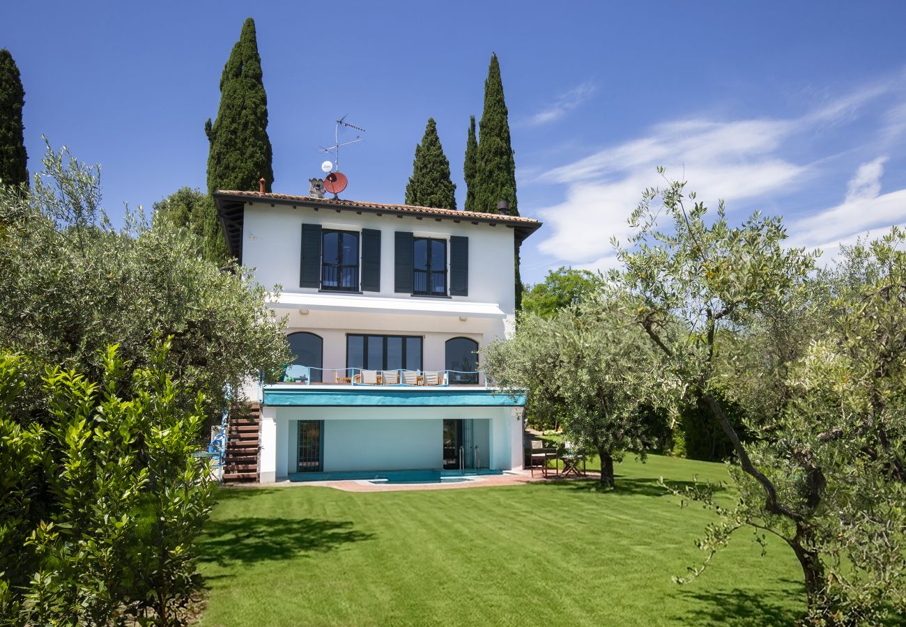 Villa in San Felice del Benaco - Villa Art with Private Pool