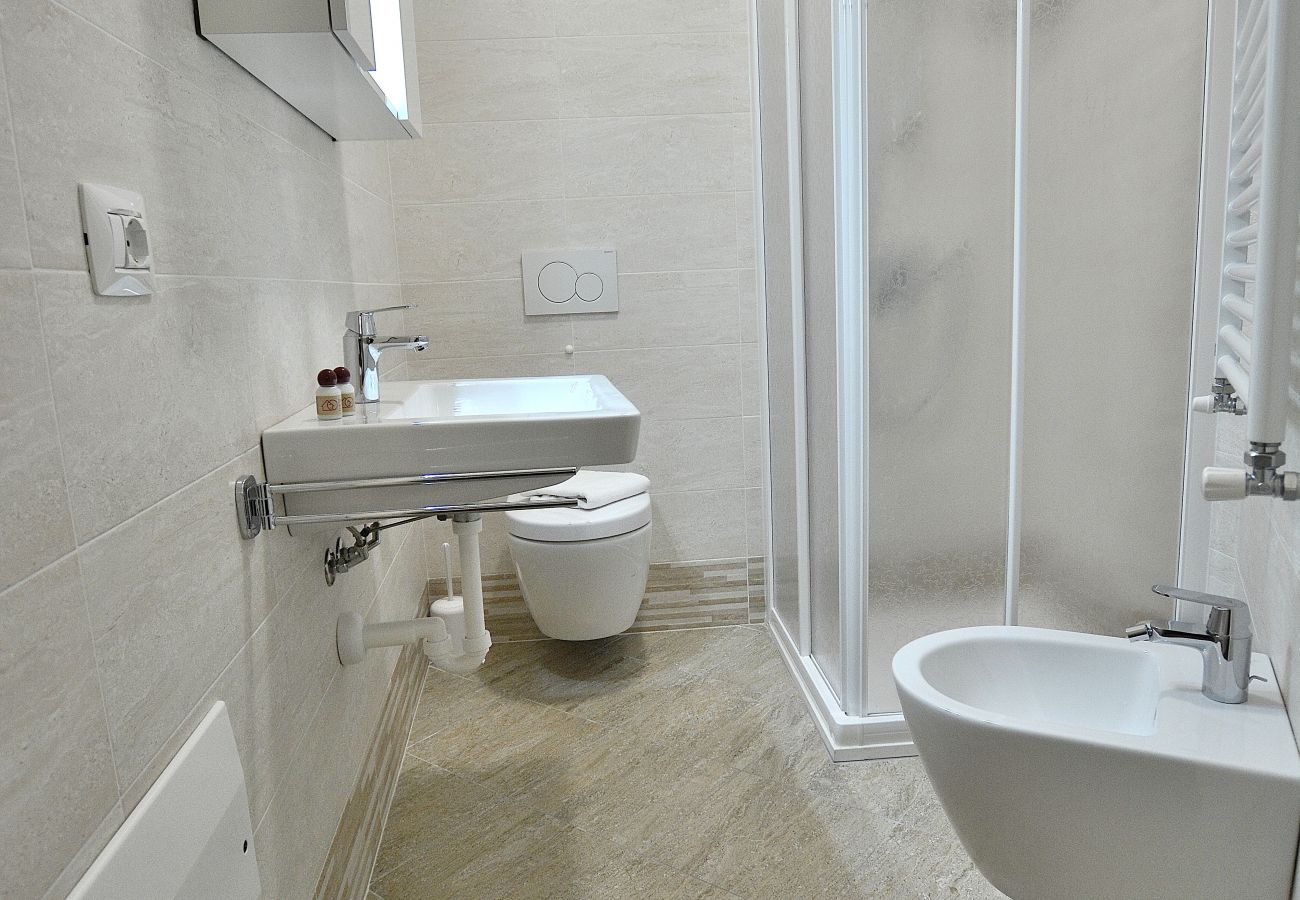 Appartamento a Torri del Benaco - Apartment del Pescatore In Downtown