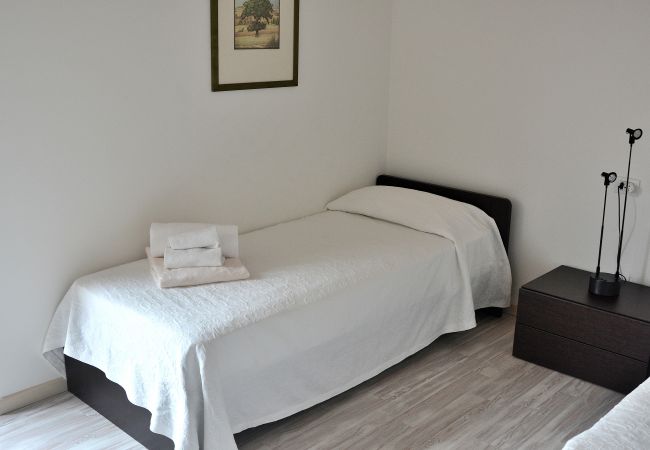Appartamento a Torri del Benaco - Residence Alle Torri With Pool Appartamento a Torri del Benaco - Residence Alle Torri With Pool