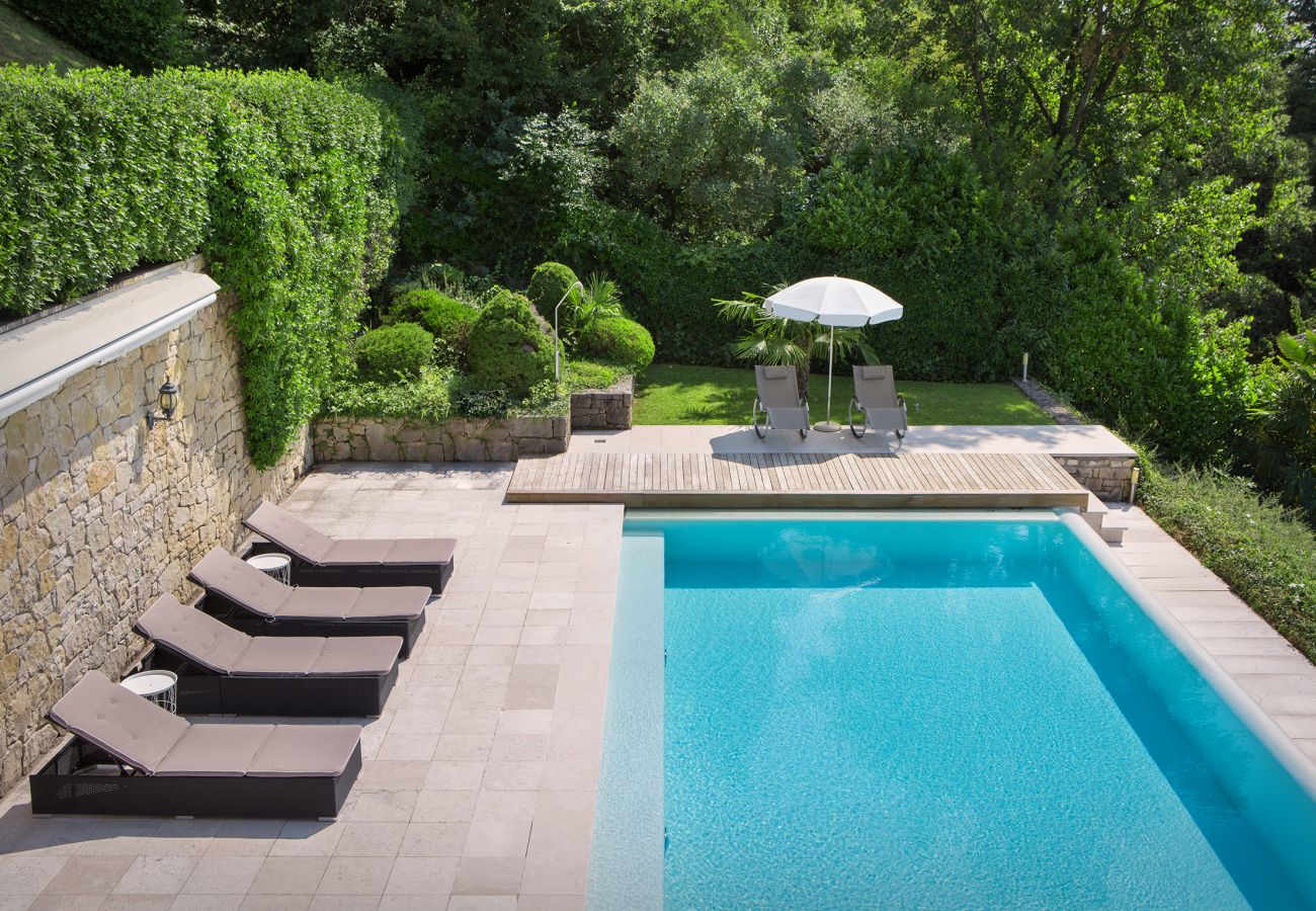 Villa a Torri del Benaco - Villa Sybille With Pool And Lake View