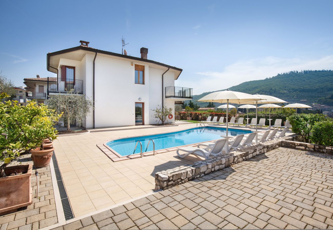 Villa a Garda - Cà Le Terrazze With Pool