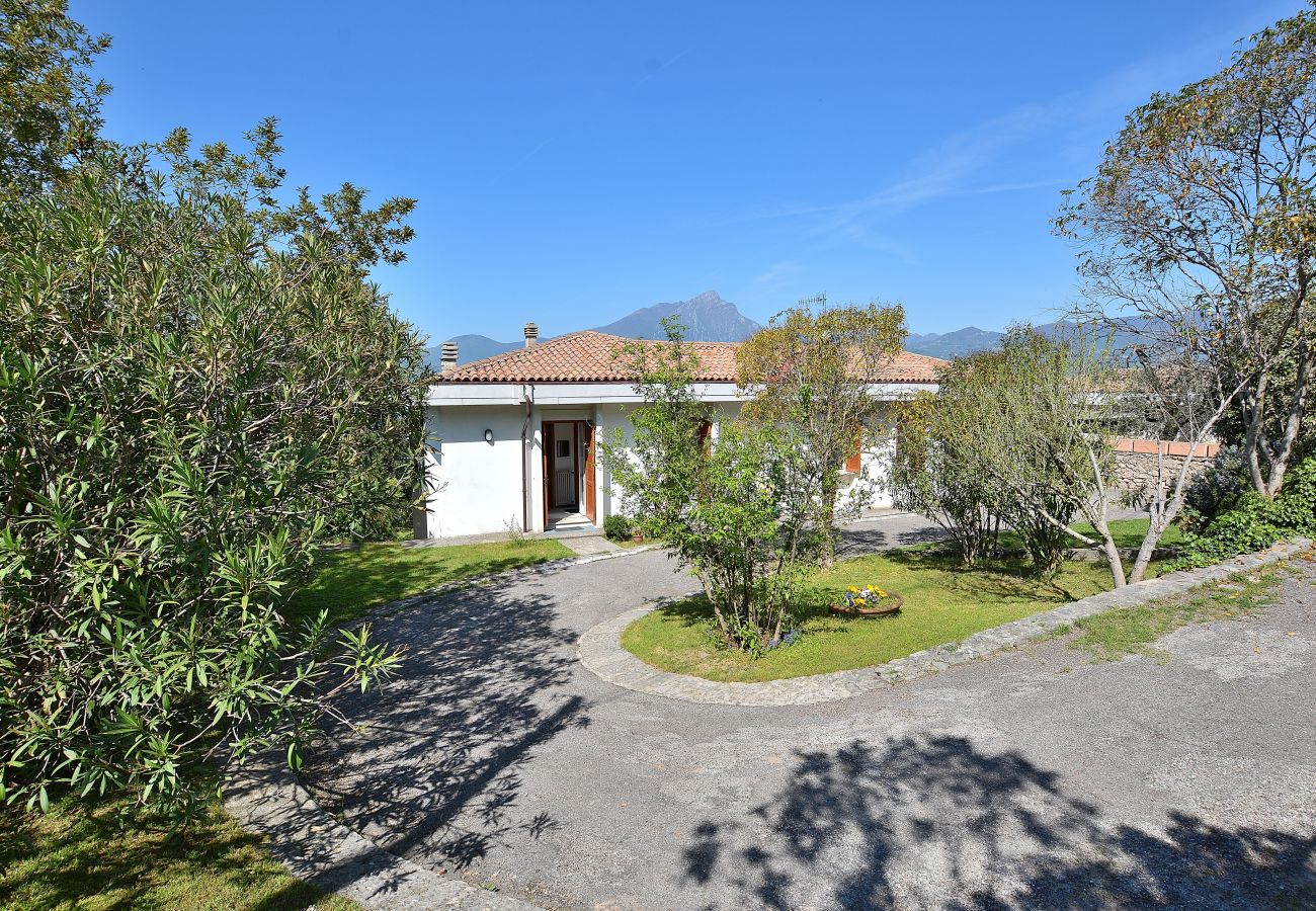 Villa a Torri del Benaco - Villa Retrò alle Rossone With Lake View