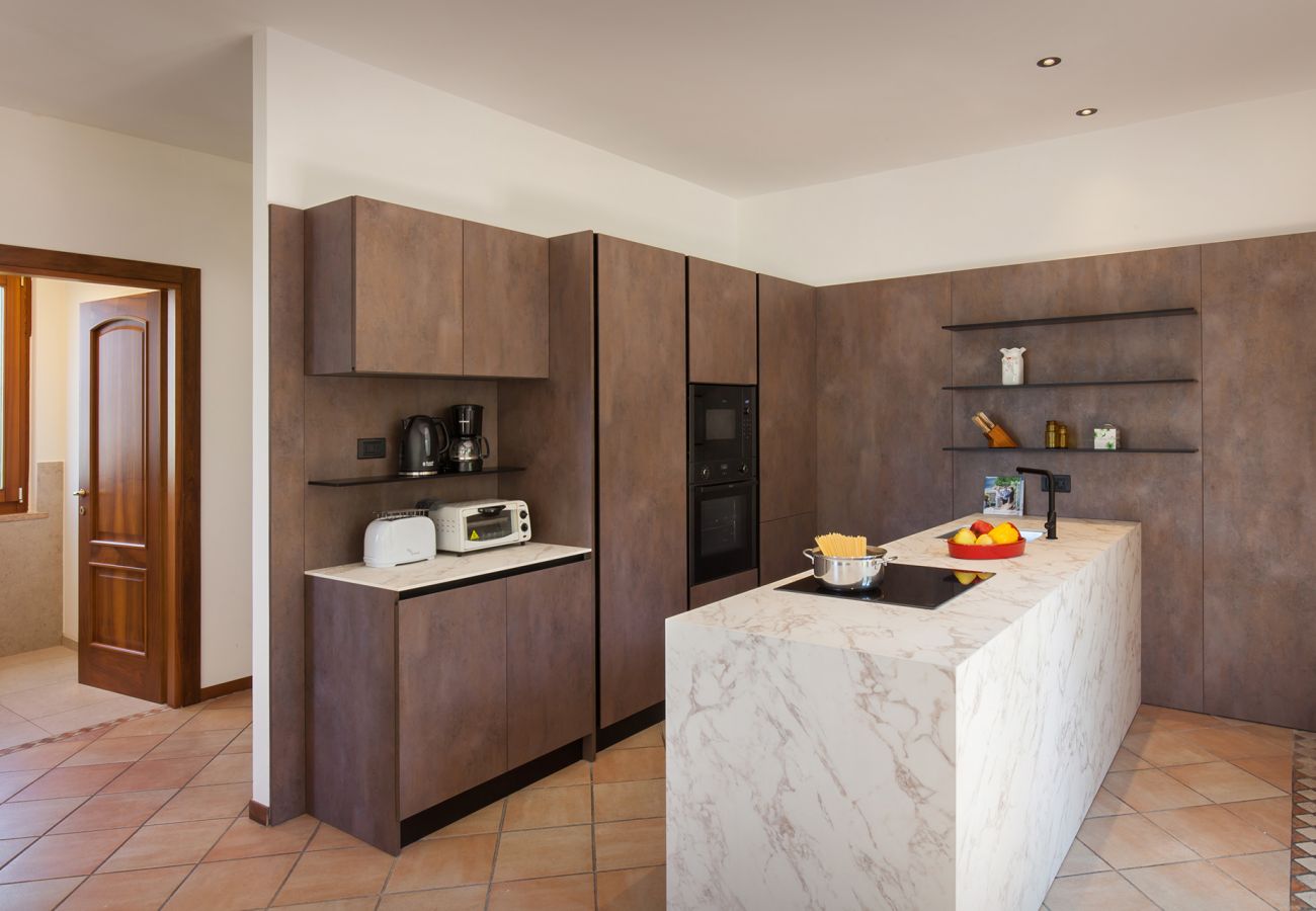 Villa a Torri del Benaco - Villa Carducci with lake view Villa a Torri del Benaco - Villa Carducci with lake view