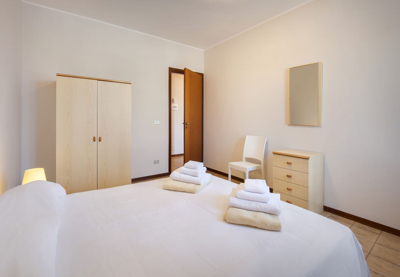 Appartamento a Lazise - Apartment Rosa Bourbon With Pool Appartamento a Lazise - Apartment Rosa Bourbon With Pool