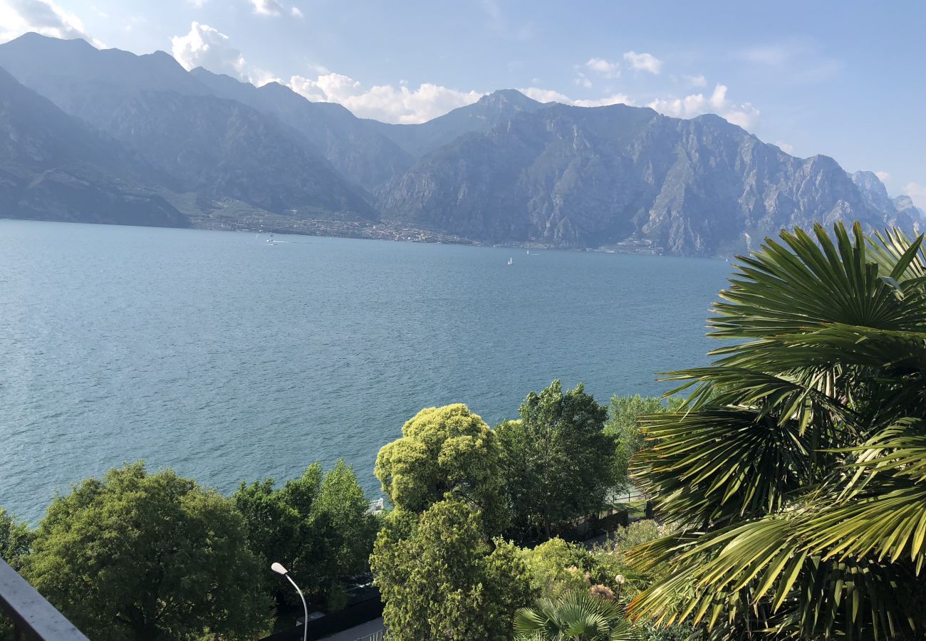 Appartamento a Malcesine - Apartment Windows On The Lake