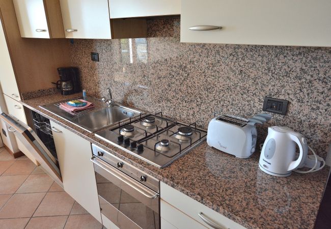 Appartamento a Costermano - Apartment Montegolo Four With Pool And Lake View Appartamento a Costermano - Apartment Montegolo Four With Pool And Lake View
