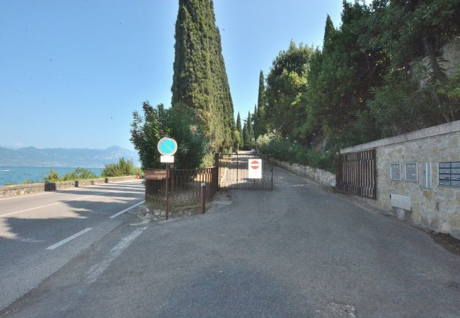 Appartamento a Torri del Benaco - Leonardo Walsh Apartment With Lake View Appartamento a Torri del Benaco - Leonardo Walsh Apartment With Lake View