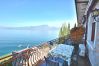 Appartamento a Torri del Benaco - Leonardo Walsh Apartment With Lake View