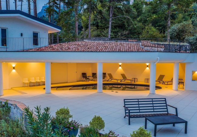 Villa a Limone sul Garda - Villa Abetaia With Pool And Lake View Villa a Limone sul Garda - Villa Abetaia With Pool And Lake View