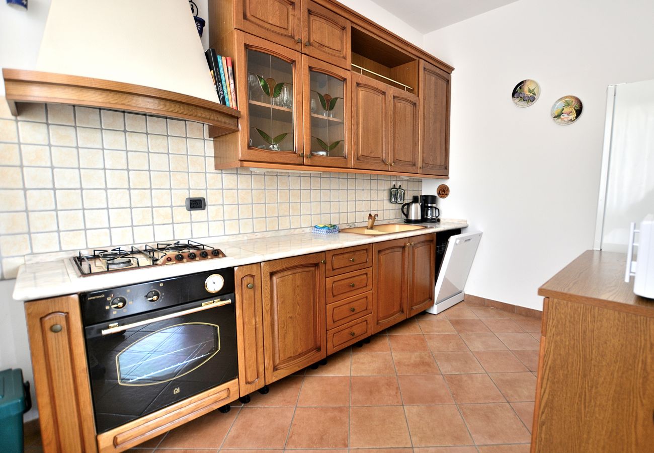 Appartamento a Costermano - Orange Apartment In Marciaga di Costermano