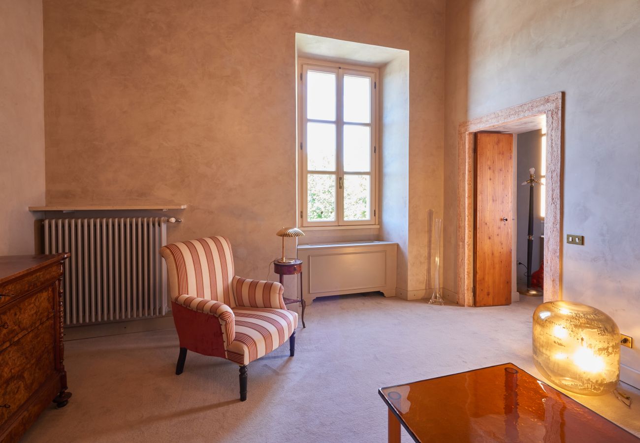 Villa a Verona - Torre di Terzolan With Pool, Jacuzzi And Golf Putt