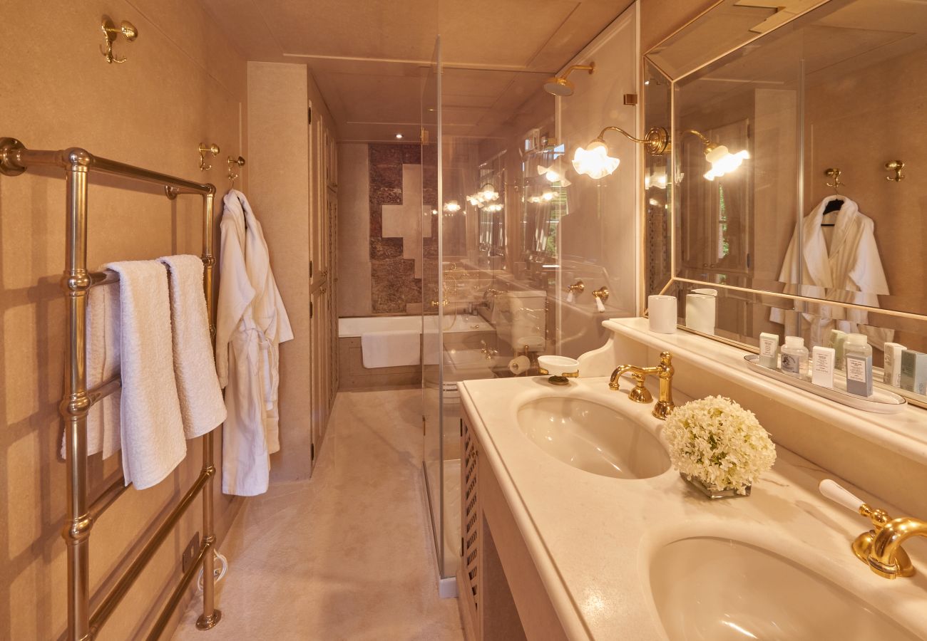 Villa a Verona - Torre di Terzolan With Pool, Jacuzzi And Golf Putt