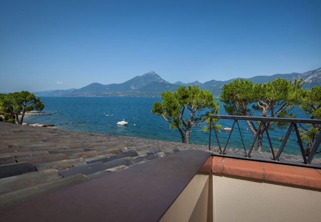 Appartamento a Torri del Benaco - Apartment Verde with lake view Appartamento a Torri del Benaco - Apartment Verde with lake view