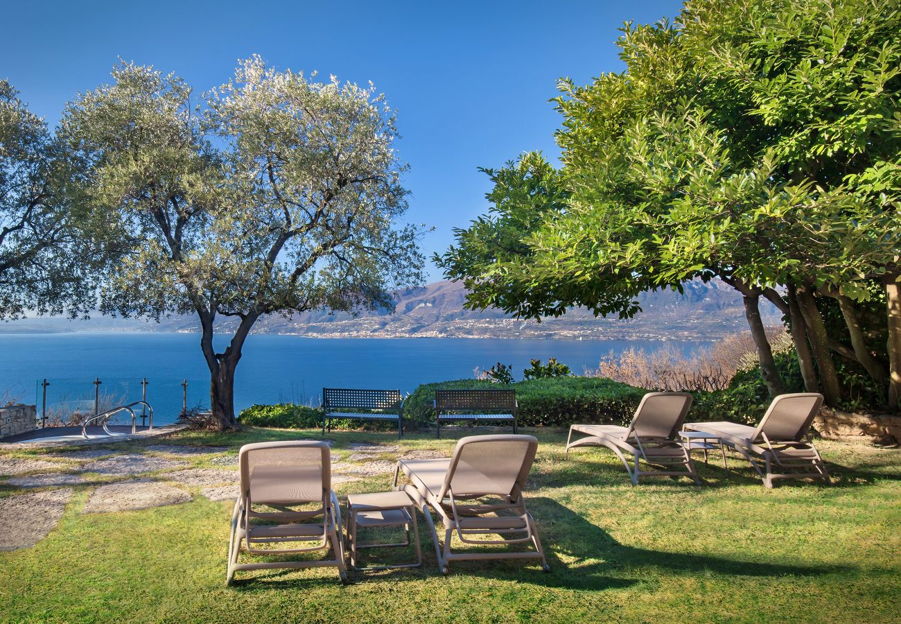 Villetta a Torri del Benaco - Villetta Blue Panorama With Private Jacuzzi