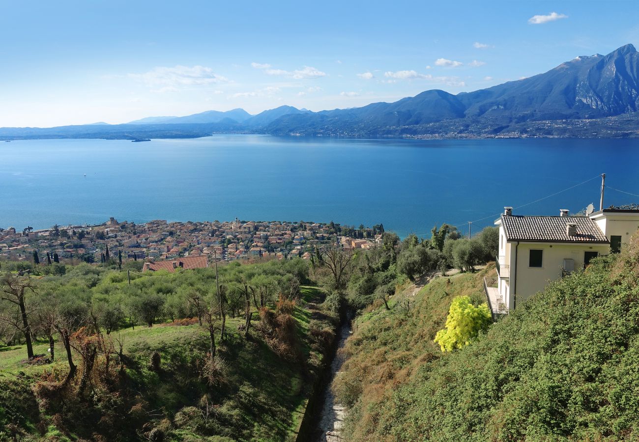 Appartamento a Torri del Benaco - Giallo Limone Apartment