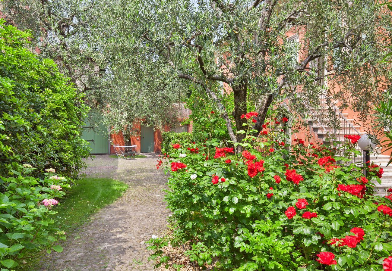 Appartamento a Torri del Benaco - Giallo Limone Apartment