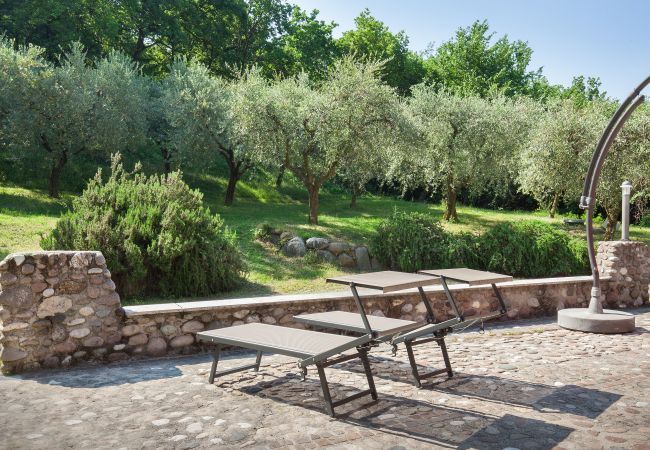 Casa a Affi - Casa del Bosco for 8 People Casa a Affi - Casa del Bosco for 8 People