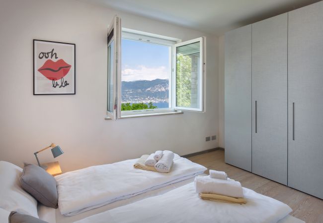 Villa a Torri del Benaco - Villa GEMMMA with Private Pool Villa a Torri del Benaco - Villa GEMMMA with Private Pool