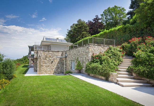 Villa a Torri del Benaco - Villa GEMMMA with Private Pool Villa a Torri del Benaco - Villa GEMMMA with Private Pool