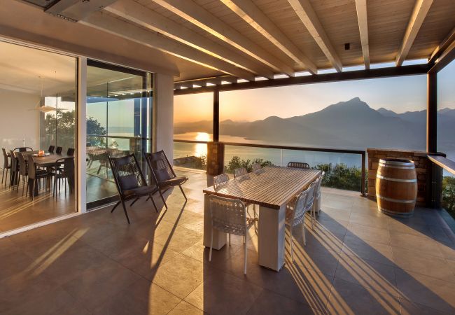 Villa a Torri del Benaco - Villa GEMMMA with Private Pool Villa a Torri del Benaco - Villa GEMMMA with Private Pool